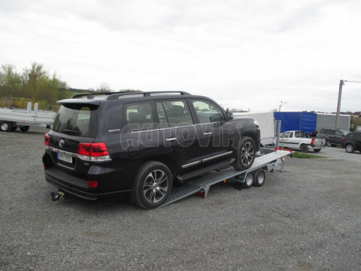 Sklápěcí přívěs pro přepravu aut KAR 11 3,0T 4,01x1,99 č.10