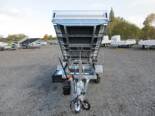 Sklápěcí přívěs KA 2,7T 2,60x1,52/0,35 Zn. ruč, box č.9