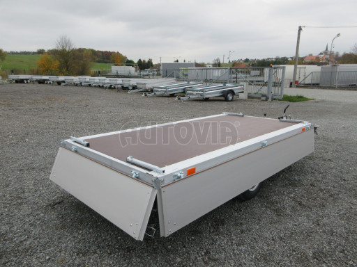 Brzděný přívěsný vozík ZV 32/22 1,3T B1 3,00x1,50/0,35