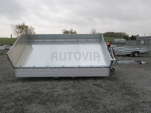 MULTIFUNKČNÍ přepravník a třístranný sklápěč JK 3,5T 4,00x2,10/0,35 v el. + Zn, stavitelná oj č.32