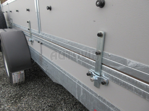 Brzděný sklopný valník s rampou ZV 31 1,3T B1 skl 3,60x1,60/0,50