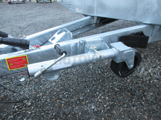 Nákladní přívěs DN 3,5T B3 8,60x2,20/0,35 plato