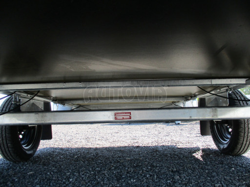 Přívěsný vozík ZV 27 750kg N2 2,52x1,48/0,35 POČ M RELING