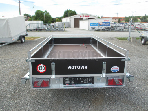 Přepravník UNC ZV 31 2,7T B2 3,01x1,54/0,30 POČ, box nájezdy, nohy