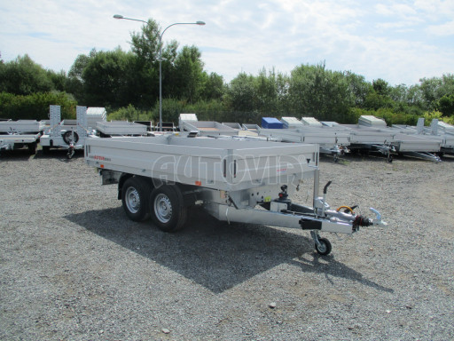 Třístranný sklápěč