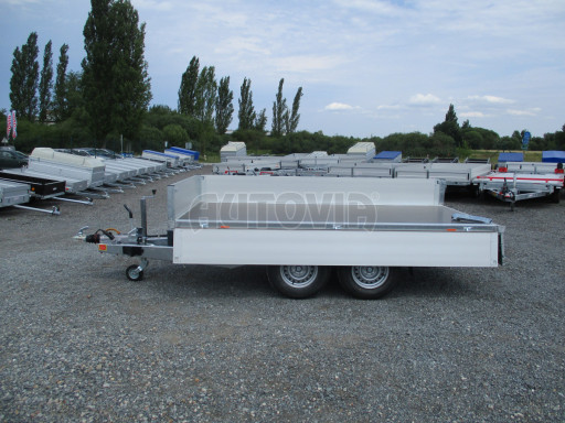 Třístranný sklápěč