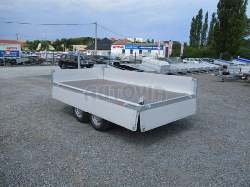 Třístranný sklápěč