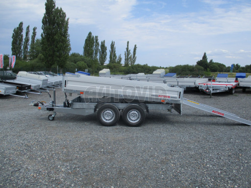 Třístranný sklápěč