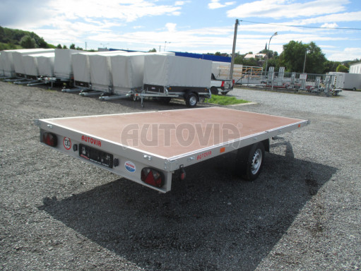 Největší vyráběný nebrzděný nákladní přívěs ZV 41 750kg N1 4,50x2,00 zesílená náprava-plato č.6