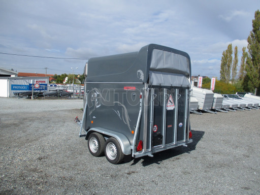 Přívěs na koně celolaminátový Lodestar Premium ANT 2,0T č.4