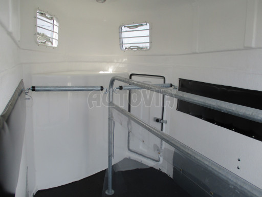 Přívěs na koně celolaminátový Lodestar Premium ANT 2,0T č.18