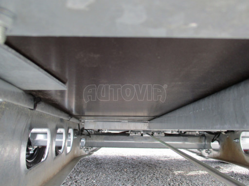 Přívěs na koně celolaminátový Lodestar Premium ANT 2,0T č.23