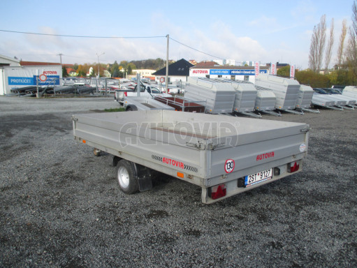 Bazarový valníkový přívěs za osobní auto ZV 32 1,3T B1 3,00x1,80/0,35 10