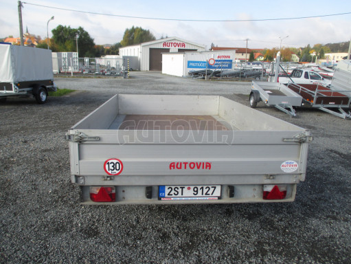 Bazarový valníkový přívěs za osobní auto ZV 32 1,3T B1 3,00x1,80/0,35 10