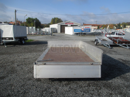 Bazarový valníkový přívěs za osobní auto ZV 32 1,3T B1 3,00x1,80/0,35 10