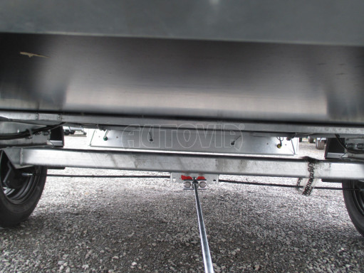 Skříňový brzděný přívěs - dvoukřídlé dveře ZV 27 B1 1,3T O 2,50x1,48/1,65