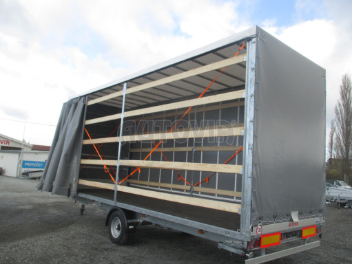 Nákladní přívěs valníkový DN 3,5T B1 7,40x2,47/3,05