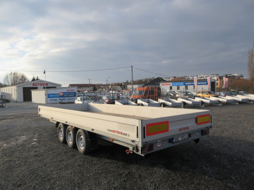 Bazarový třínápravový nákladní přívěs DN 3,5T B3 6,13x2,20/0,35 1350 č.5