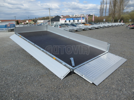 Přívěs pro převoz UNC a bagrů AD 3,5T 4,50x2,09/ 0,35 rampa