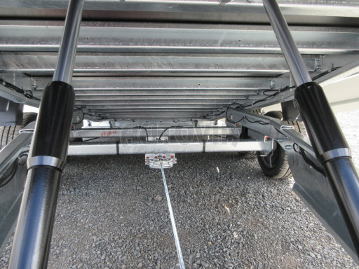 Přívěs pro převoz UNC a bagrů AD 3,5T 4,50x2,09/ 0,35 rampa