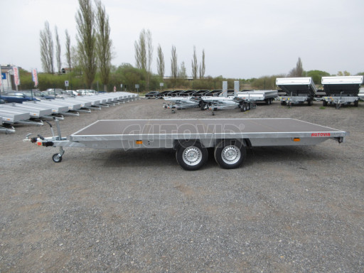 Nákladní přívěs DN 2,7T B2 5,05x2,20 plato
