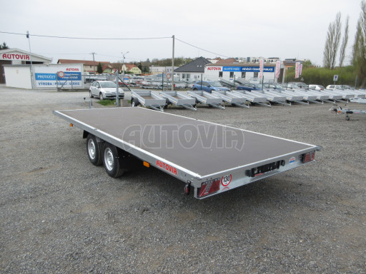 Nákladní přívěs DN 2,7T B2 5,05x2,20 plato