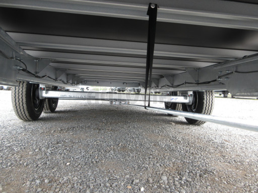 Nákladní přívěs DN 2,7T B2 5,05x2,20 plato
