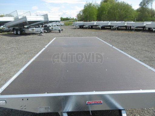 Nákladní přívěs DN 2,7T B2 5,05x2,20 plato