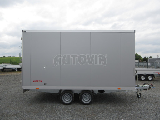 Skříňový izolovaný přívěs VA 2,7T 4,09x2,09/2,05 PUR šedá č.7