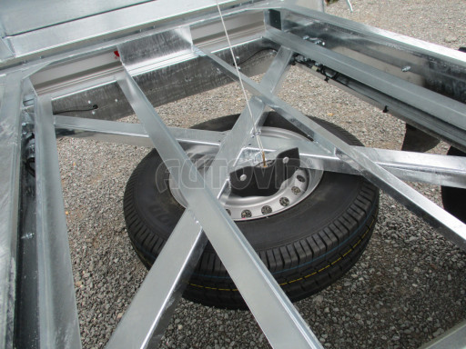 Třístranný sklápěč VER 3SKS 3,5T 3,35x1,76/0,60 nástavba v elektrice č.21