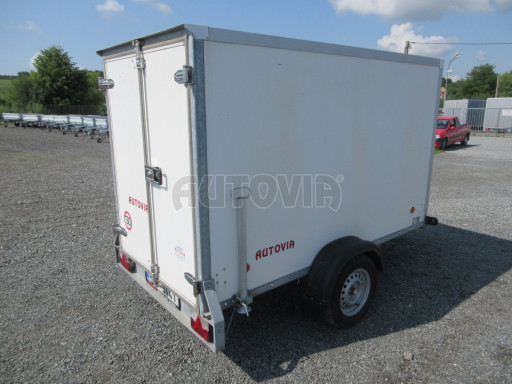 Bazarový skříňový přívěs za osobní auto ZV 26 N1 skříň 2,50x1,25/1,50