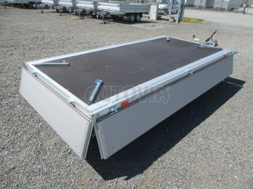 Přívěsný vozík ZV 32/22 2,7T B2 3,00x1,50/0,35