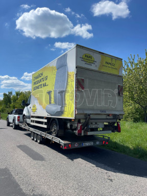 Nízkoložný hydraulicky sklopný přívěs  AD 3,5T B3 6,13x2,09 plato