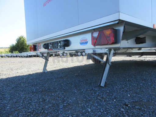 Mobilní šatna s vybavením VA 1,35T 4,13x2,17/2,12 č.23