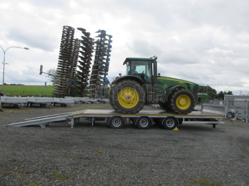 Třínápravový přepravník stavební mechanizace AVG 27T 8,50x2,48 č.27