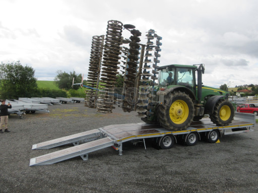 Třínápravový přepravník stavební mechanizace AVG 27T 8,50x2,48 č.28