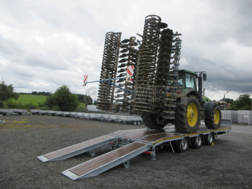 Třínápravový přepravník stavební mechanizace AVG 27T 8,50x2,48 č.3