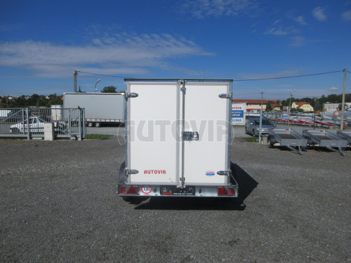 Dvounápravový skříňový přívěs s bočním vstupem ZV 27 2,0T B2 2,50x1,48/1,50