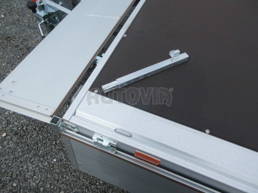 Přívěsný vozík ZV 32 2,7T B2 3,00x1,80/0,35 10