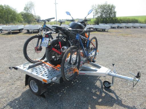 Přívěsný vozík pro přepravu motocyklů a jízdních kol MKB 750kg 1,07x2,31