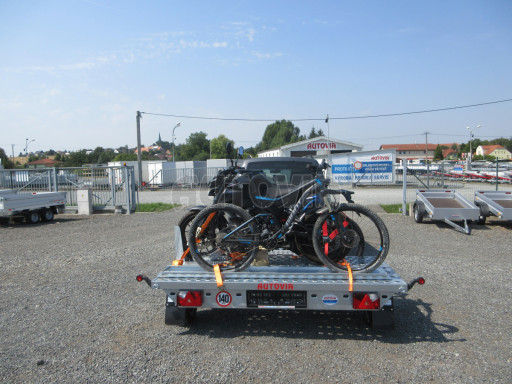 Přívěsný vozík pro přepravu motocyklů a jízdních kol MKB 750kg 1,07x2,31