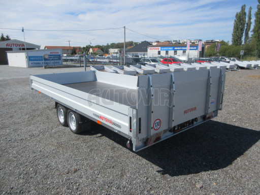 AD 2,7T 4,50x2,09 hydraulicky sklopný valník s rampou