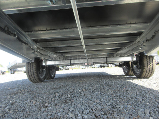 AD 2,7T 4,50x2,09 hydraulicky sklopný valník s rampou