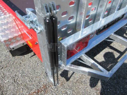 Přepravník mechanizace BT 3,5T 3,02x1,55/0,35 rampa* č.23