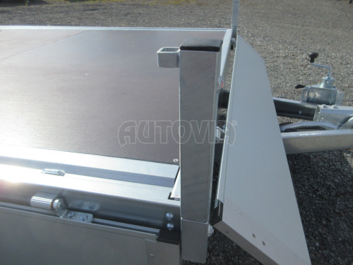 Přívěsný vozík v provedení valník VER 2,7T 5,03x2,06/0,30 č.17