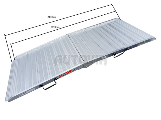 Nájezdová rampa NRS-420, 2130x900 mm, (400 kg), skládací č.5