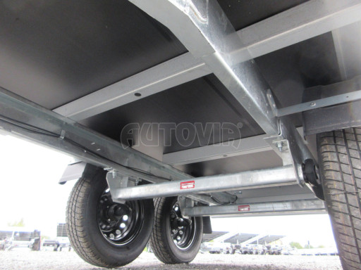 Dvounápravový přívěs s plachtou ZV 22 750kg N2 2,55x1,50/1,35