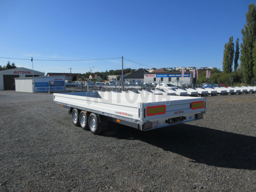 Třínápravový nákladní přívěs DN 3,5T B3 6,13x2,20/0,35 1350