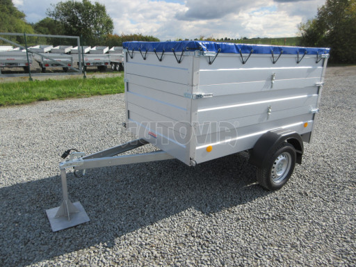 Jednoosý nebrzděný valník s 2x nástavbou bočnic HD 7 750kg 2,06x1,25/1,05 2ks nástavba plachta č.10