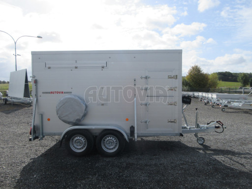 Přepravník hospodářských zvířat VER 2,7T 3,50x1,75/1,90 přepážka, naviják č.9